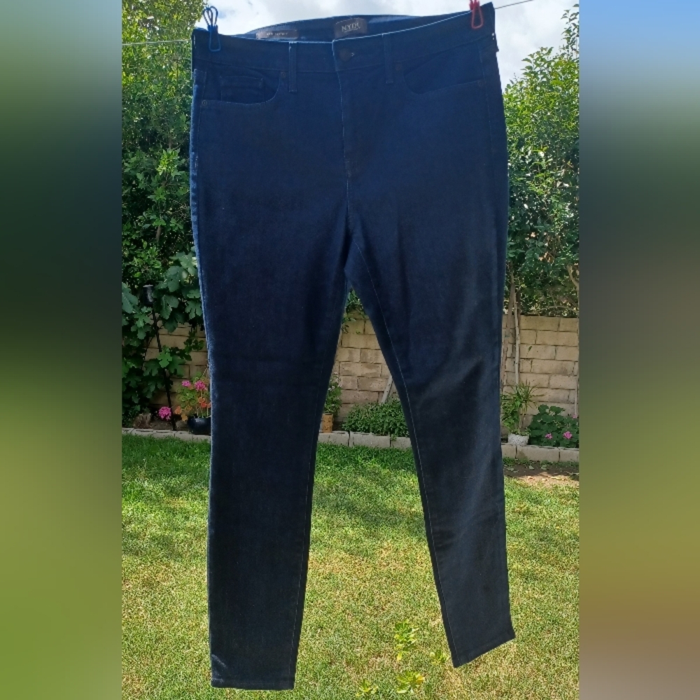 NYDJ Ami Skinny Lift X Tuck Technology Jeans - Picture 2 of 6